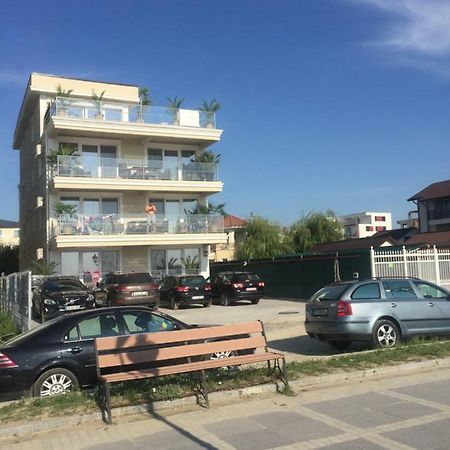 Apartmán Briza Pe Promenada Năvodari Exteriér fotografie