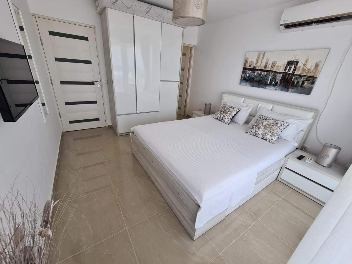 Apartmán Briza Pe Promenada Năvodari Exteriér fotografie