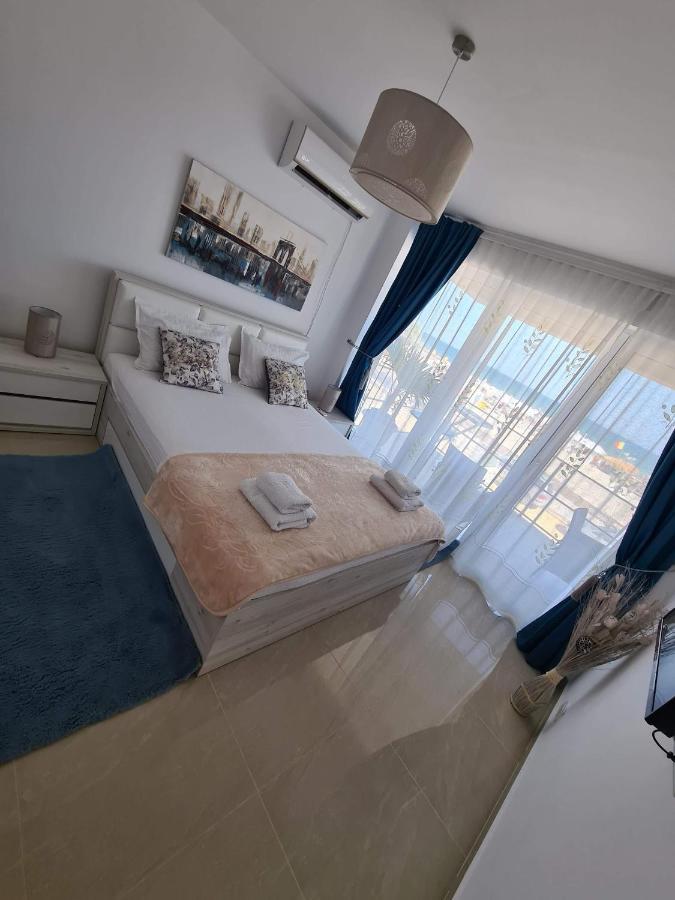 Apartmán Briza Pe Promenada Năvodari Exteriér fotografie