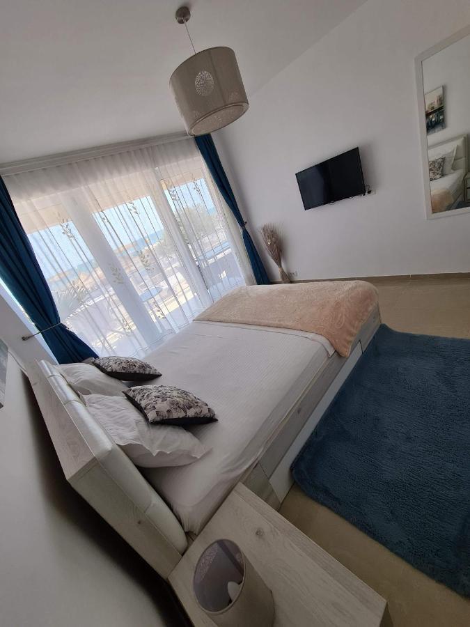 Apartmán Briza Pe Promenada Năvodari Exteriér fotografie