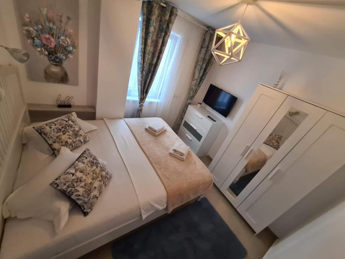 Apartmán Briza Pe Promenada Năvodari Exteriér fotografie