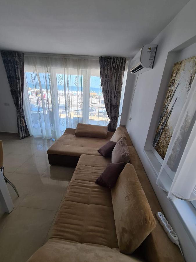Apartmán Briza Pe Promenada Năvodari Exteriér fotografie