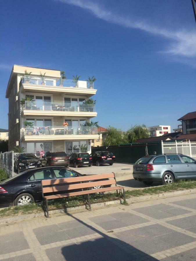 Apartmán Briza Pe Promenada Năvodari Exteriér fotografie