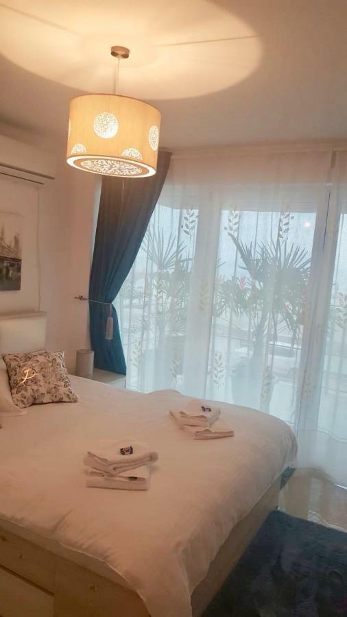 Apartmán Briza Pe Promenada Năvodari Exteriér fotografie